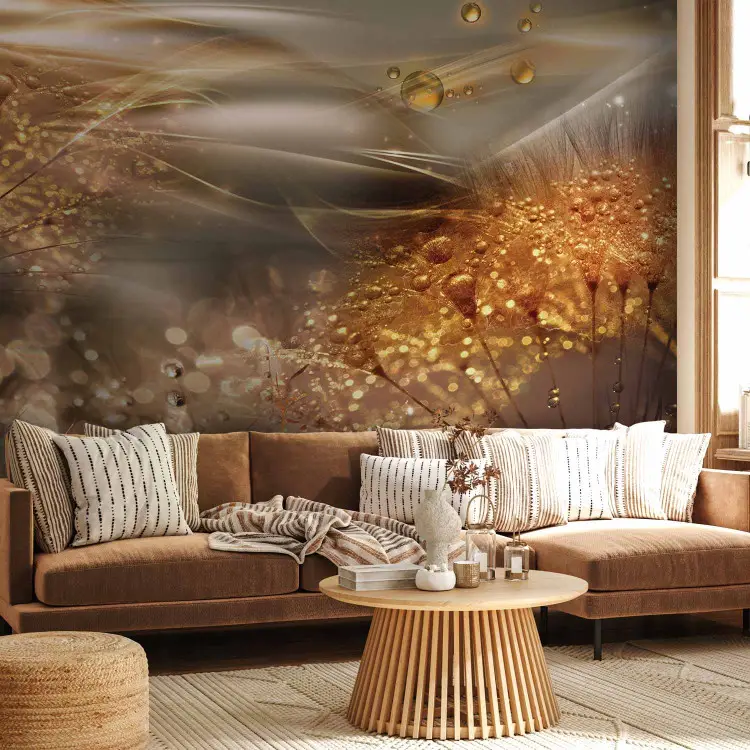 Welt der Pusteblumen Gold - Blumen mit Wassertropfen auf grauem Hintergrund