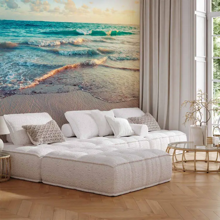 Strand in Punta Cana - Meereslandschaft mit Wellen und Sandstrand vor Himmel