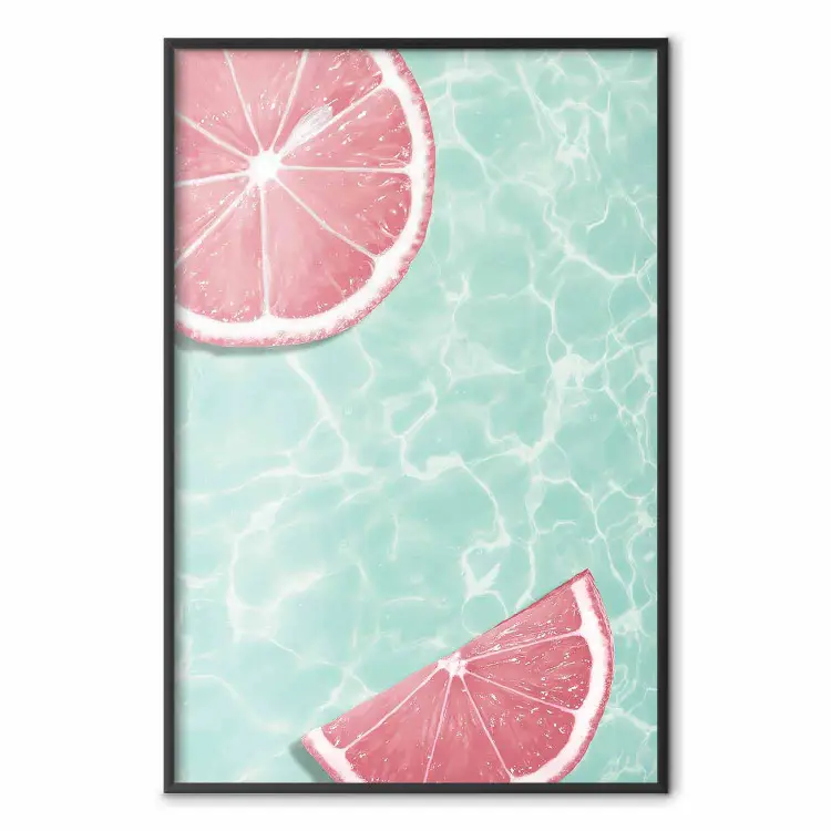 Erfrischender Ton - Tropische rosa Früchte treiben auf dem Wasser