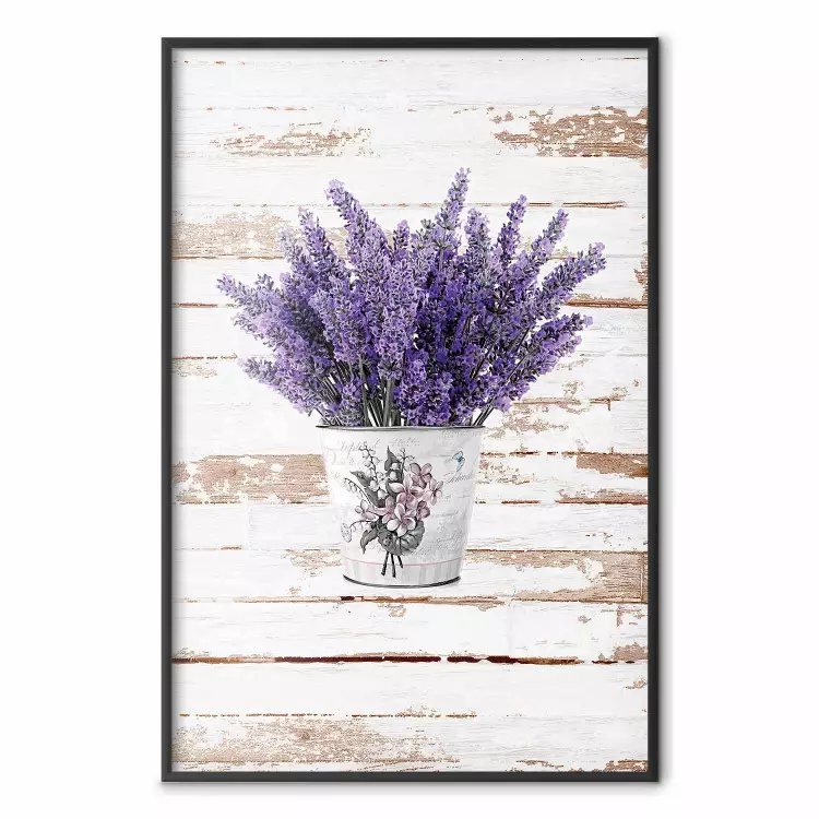 Lavendelstrauß - Violette Blumen in einem Topf auf Holzbrettern