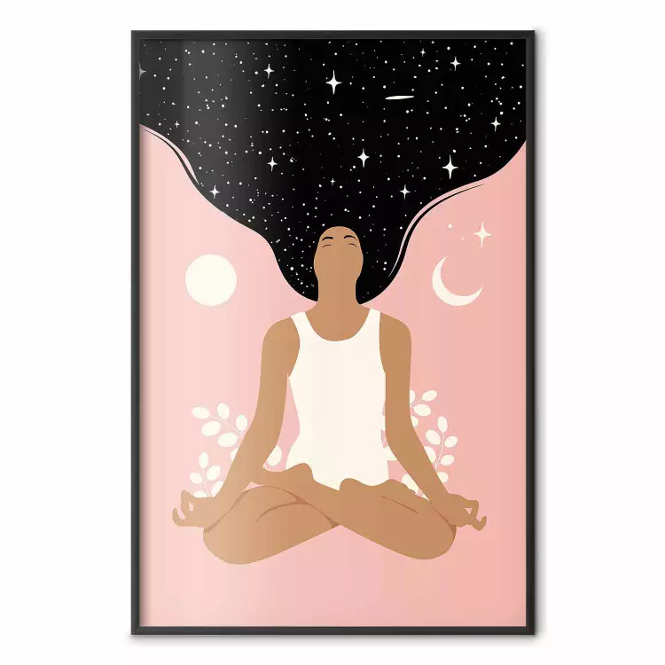 Morgenyoga - Meditierende Frau versunken in dunkle Weite des Kosmos