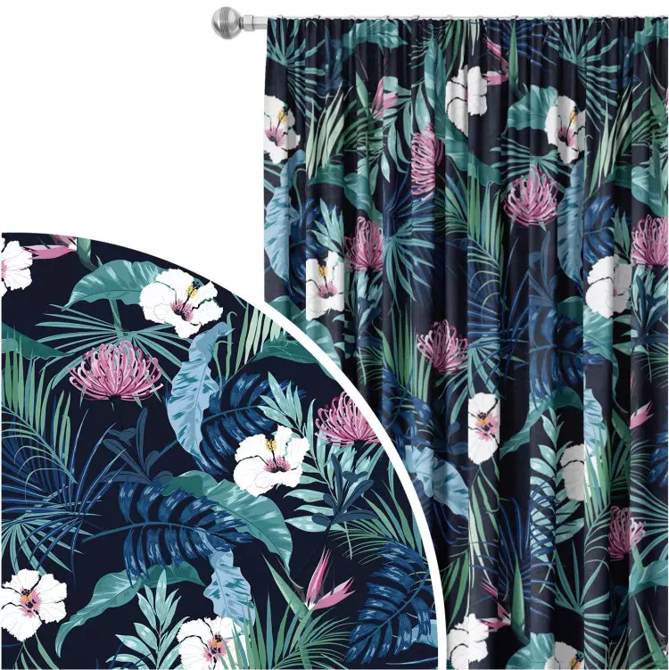 Cozy jungle - a botanical composition with tropical plants