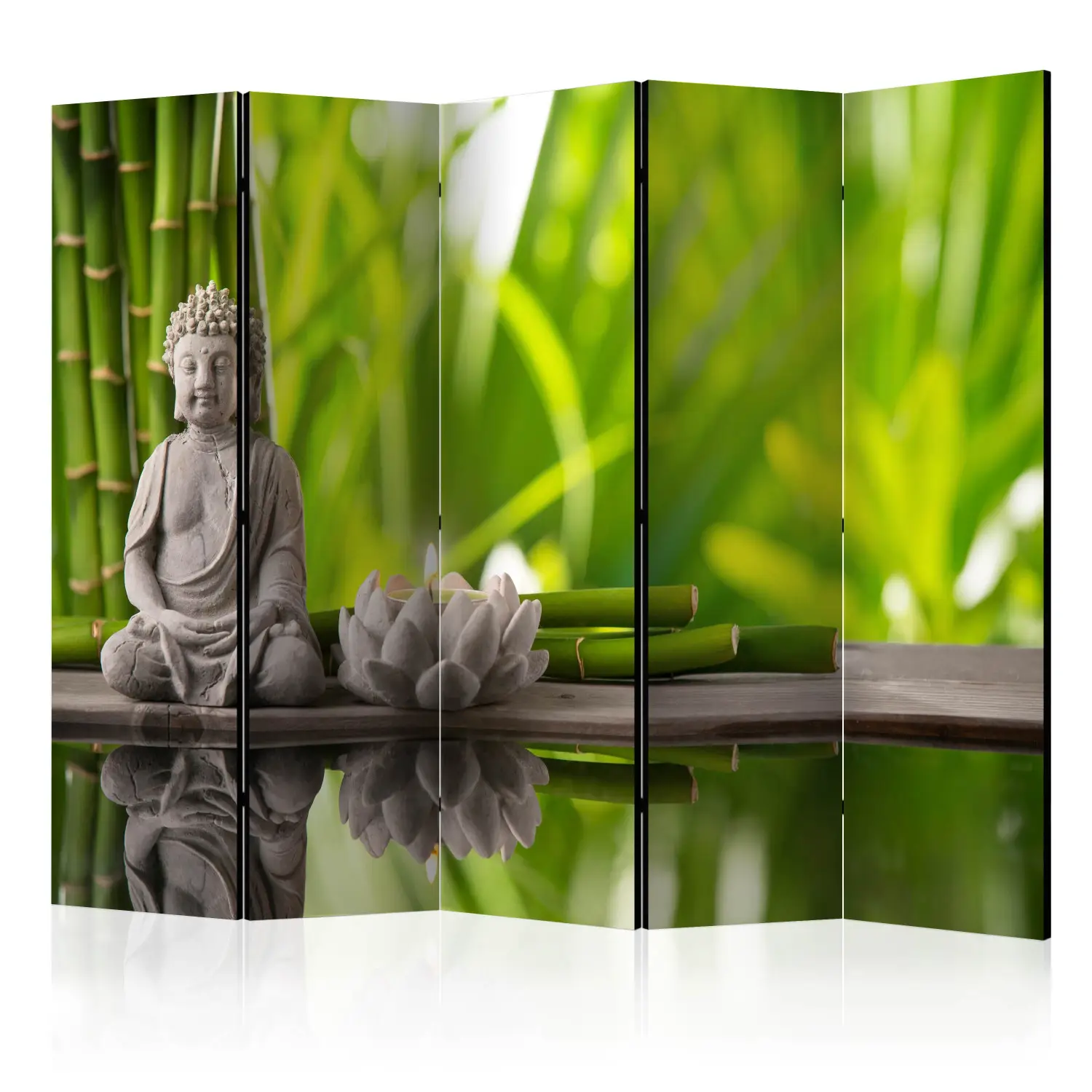 Spanische Wand Meditation II - Steinerner Buddha im orientalischen Stil vor  Bambus - Paravents - bimago