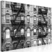 Bild auf Leinwand Stadt der Fenster (1-teilig) - Fotografie der Architektur von New York 117134 additionalThumb 2